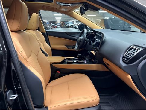 Certified 2025 Lexus NX 350 AWD w/ Accessory Package (2T) image 25