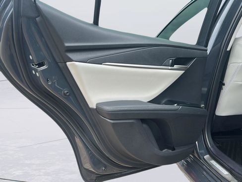 Used 2025 Toyota Camry XLE FWD image 19