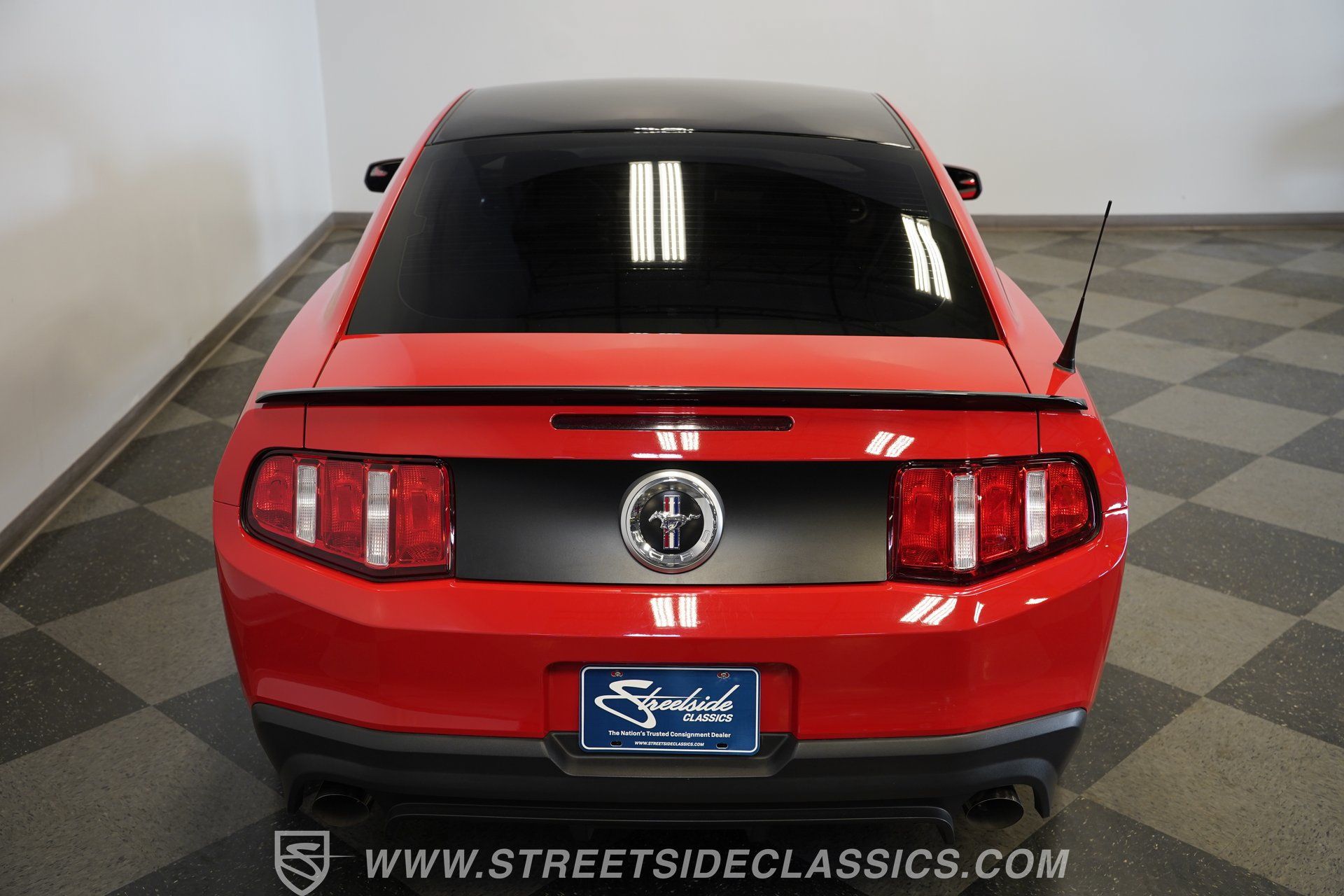 Used 2012 Ford Mustang Boss 302 RWD image 28