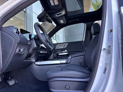New 2026 Mercedes-Benz GLB 250 4MATIC image 10