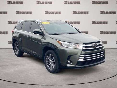 Used 2019 Toyota Highlander XLE image 7
