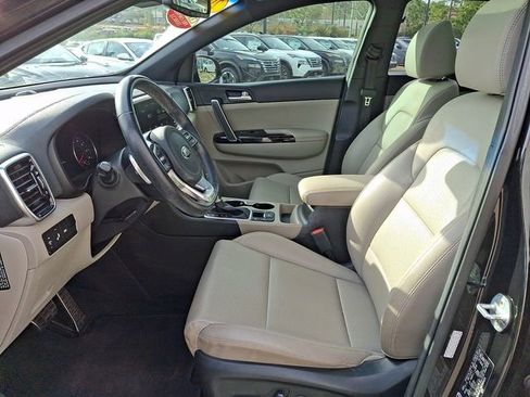 Used 2021 Kia Sportage S w/ S FWD Premium Package image 17