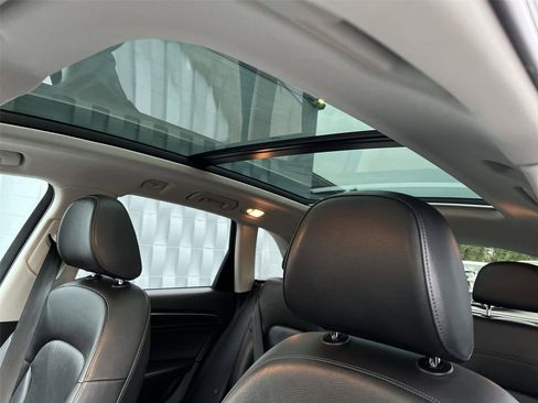 Used 2016 Audi Q5 2.0T Premium Plus w/ Technology Package image 23