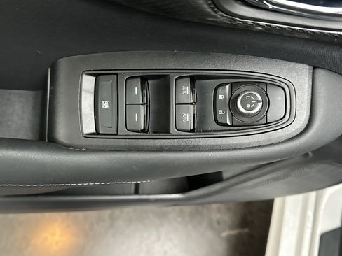 Used 2025 Subaru Legacy Premium AWD/4WD image 17