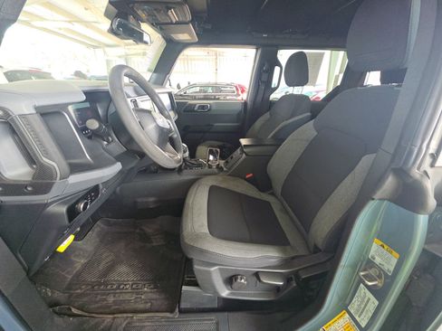 Used 2023 Ford Bronco 4-Door image 10