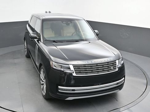 Used 2025 Land Rover Range Rover Long Wheelbase Autobiography AWD/4WD image 38
