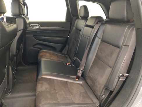 Used 2021 Jeep Grand Cherokee Laredo X AWD/4WD image 18