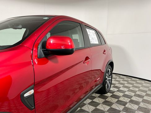 Used 2024 Mitsubishi Outlander Sport ES image 13