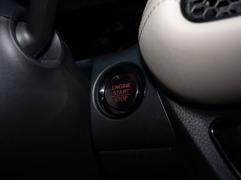 Certified 2024 Honda HR-V LX image 27