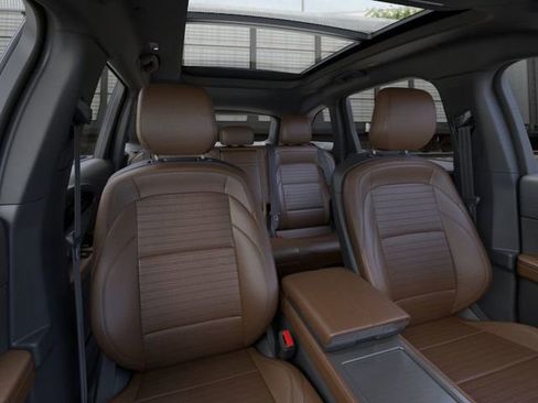 New 2026 Lincoln Nautilus Reserve image 11