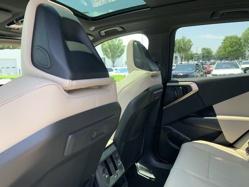 Used 2025 BMW X3 xDrive30i w/ Convenience Package image 34