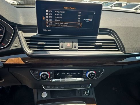 Used 2019 Audi Q5 2.0T Premium Plus AWD/4WD image 23