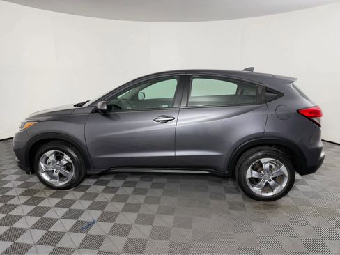 Used 2021 Honda HR-V LX image 6