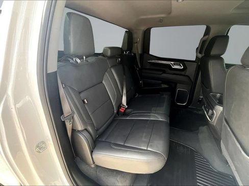 Used 2025 Chevrolet Silverado 1500 LTZ AWD/4WD image 27