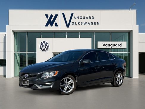 Used 2015 Volvo S60 T5 Premier image 1