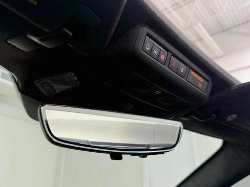 Used 2021 Chevrolet Corvette Stingray Premium Cpe w/ Z51 Performance Package image 21