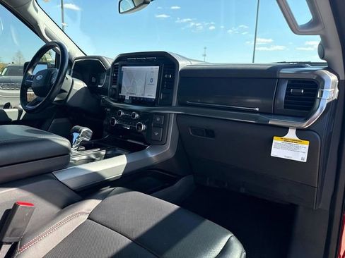 Used 2023 Ford F150 Lariat w/ Trailer Tow Package image 18