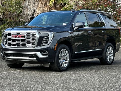 Used 2025 GMC Yukon Denali image 7