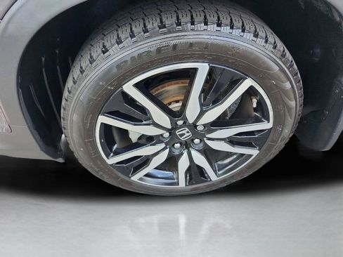 Used 2020 Honda Pilot Touring image 39