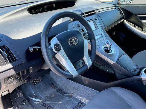 Used 2015 Toyota Prius Two FWD image 17