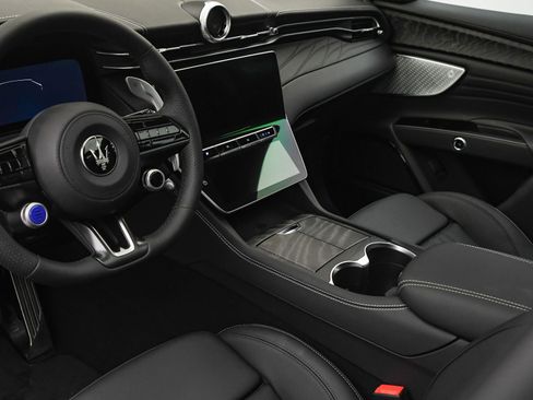 New 2025 Maserati Grecale Modena image 34