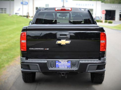 Used 2018 Chevrolet Colorado Z71 AWD/4WD image 6