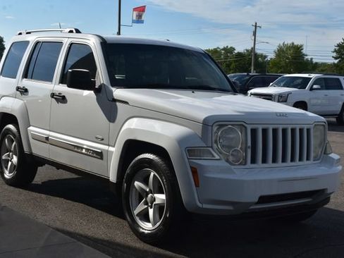 Used 2012 Jeep Liberty Sport AWD/4WD image 11