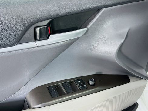 Used 2023 Toyota Camry SE FWD image 26