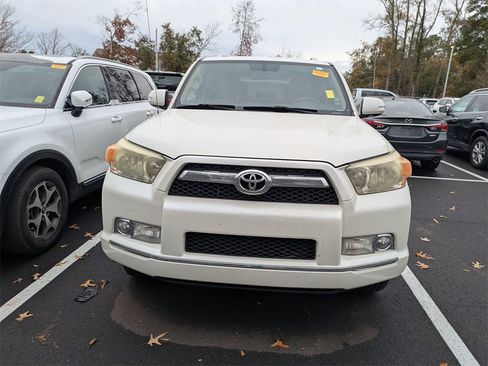 Used 2011 Toyota 4Runner SR5 image 2