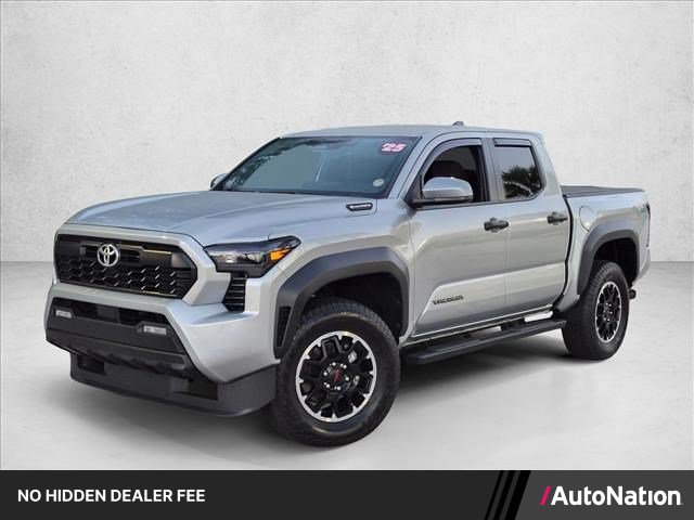 Certified 2025 Toyota Tacoma TRD Off-Road AWD/4WD image 1