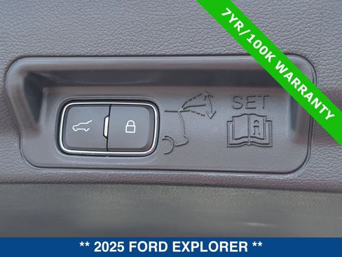 Certified 2025 Ford Explorer Active image 14
