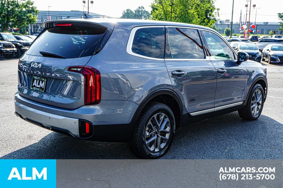 Used 2024 Kia Telluride LX FWD image 5