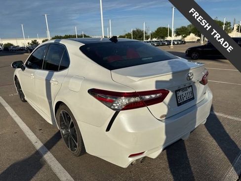 Used 2019 Toyota Camry XSE image 4