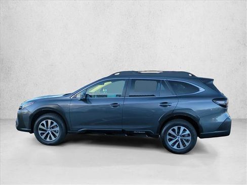 Certified 2025 Subaru Outback Premium image 9