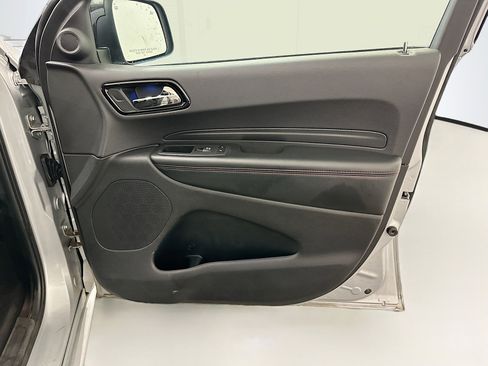 Used 2023 Dodge Durango GT image 34
