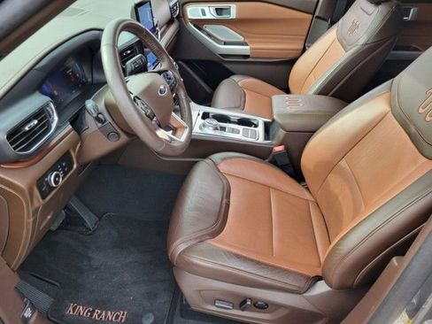 Used 2024 Ford Explorer King Ranch w/ Technology Package image 10