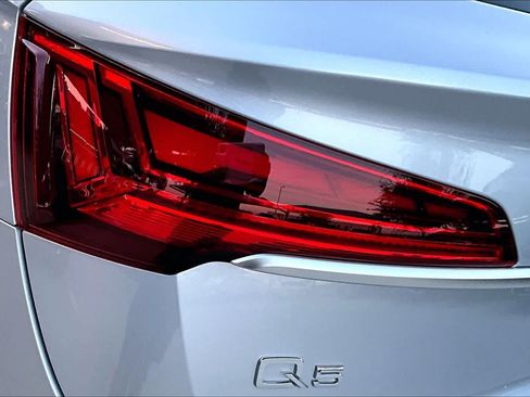Certified 2023 Audi Q5 2.0T Premium Plus AWD/4WD image 30