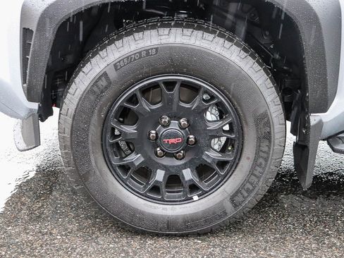 New 2025 Toyota 4Runner TRD Off-Road Premium image 13