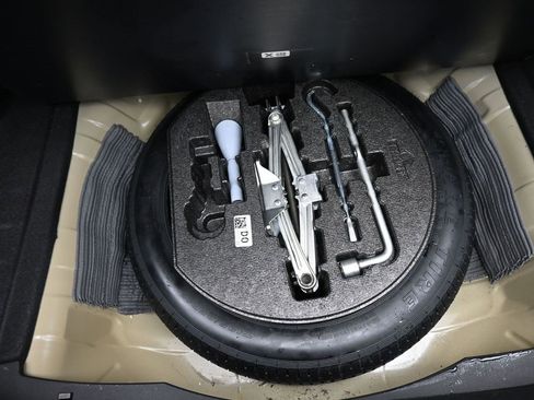 Certified 2022 Honda Civic Touring image 25