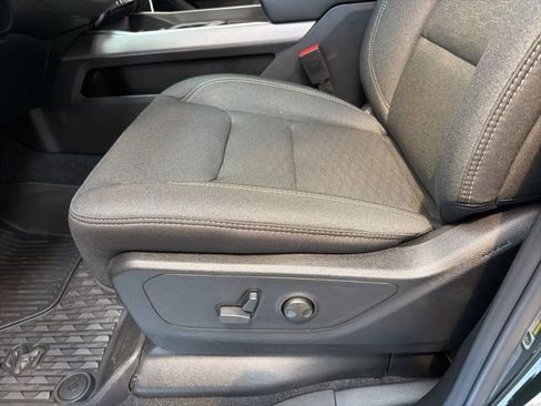 New 2026 RAM 1500 4x4 Crew Cab image 14