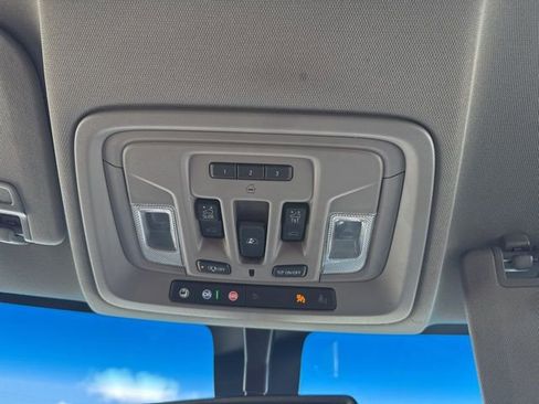 Used 2021 Chevrolet Silverado 3500 LTZ w/ LTZ Convenience Package image 27