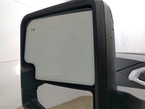 Used 2022 GMC Sierra 2500 Denali w/ Denali Ultimate Package image 28