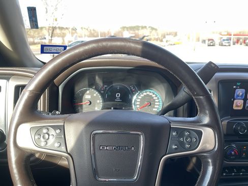 Used 2018 GMC Sierra 1500 Denali w/ Denali Ultimate Package image 14