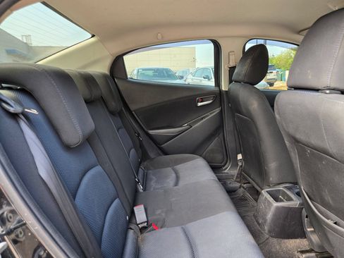 Used 2018 Toyota Yaris iA FWD image 22