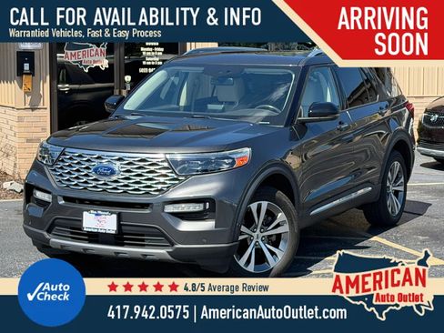 Used 2020 Ford Explorer Platinum w/ Premium Technology Package AWD/4WD image 2