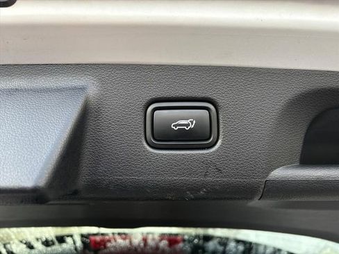 Used 2022 Hyundai Palisade Limited image 22