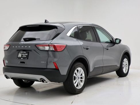 Used 2022 Ford Escape SE w/ Convenience Package image 8