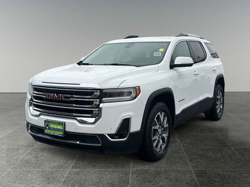 Used 2023 GMC Acadia SLT image 3