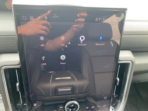 New 2026 GMC Yukon XL Denali w/ Denali Reserve Package AWD/4WD image 16