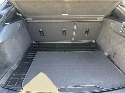 Used 2020 Jaguar I-PACE S image 12